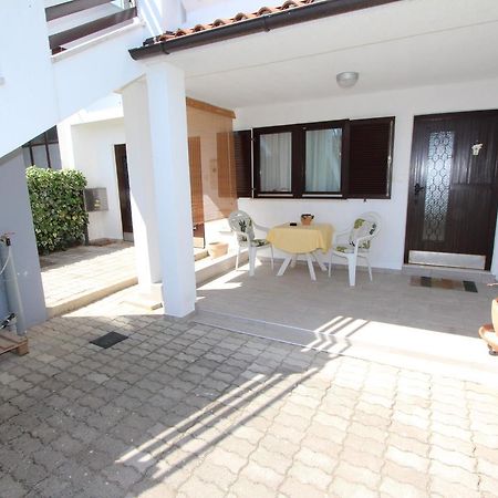 Apartment Irena Pula Exterior photo